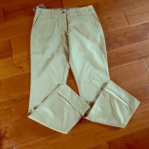 Mountain Khaki pants brand new size M